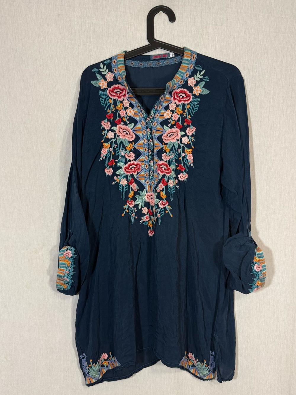Johnny Was Beatrix Size M Navy Embroidered Floral Tunic